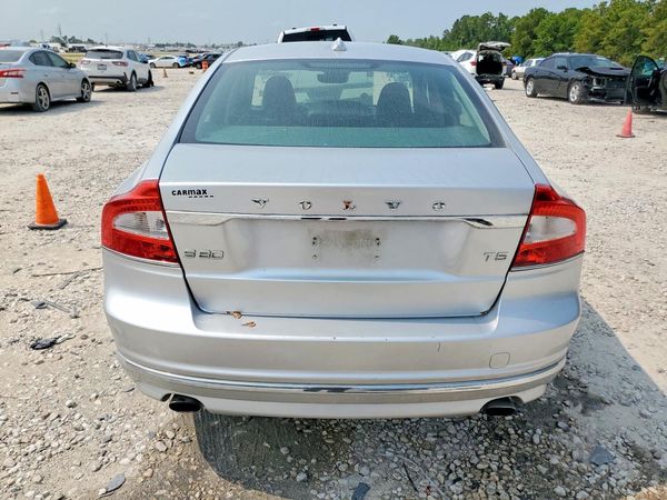 2015 VOLVO S80 Premier (non R design)