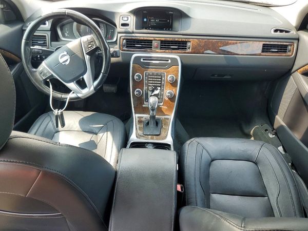 2015 VOLVO S80 Premier (non R design)