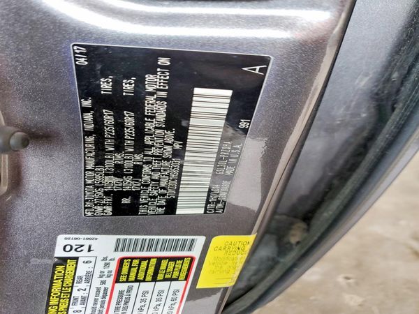 2017 TOYOTA SIENNA