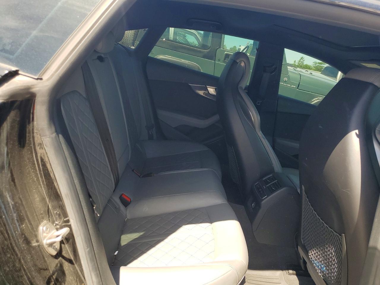 2018 AUDI S5