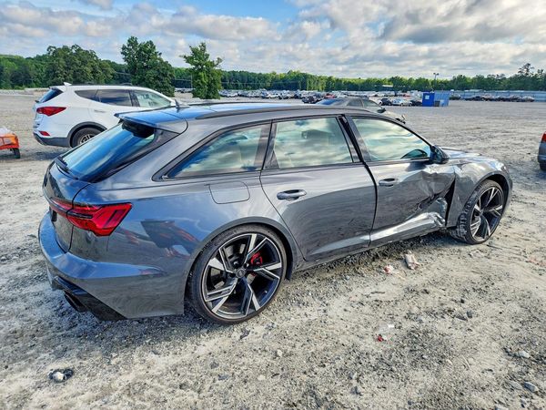 2023 AUDI RS6