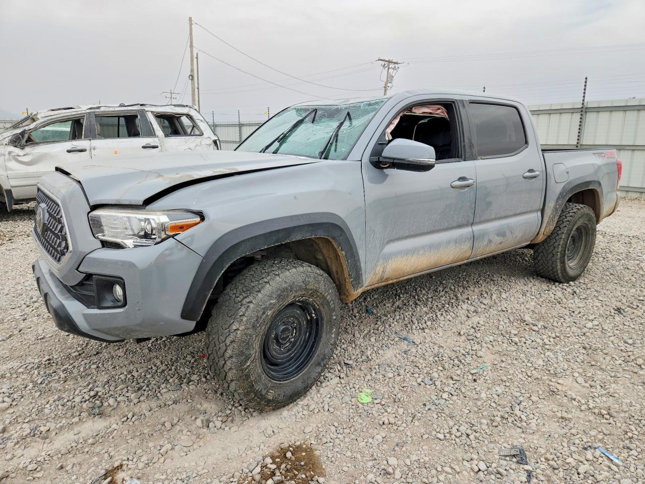 2019 TOYOTA TACOMA SR5
