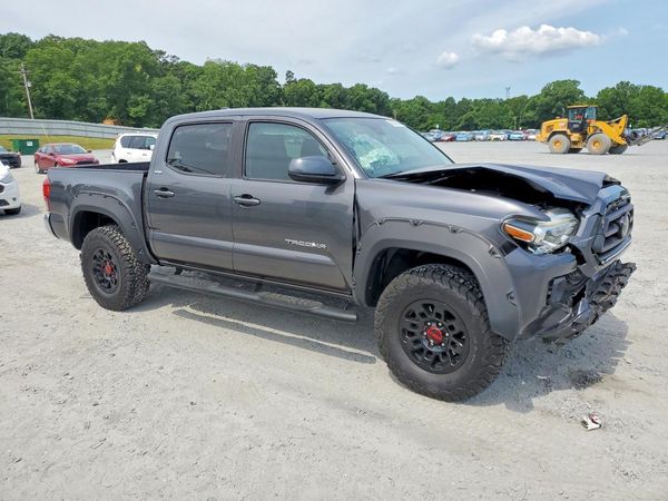 2020 TOYOTA TACOMA SR5