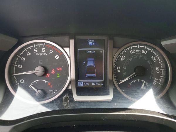 2020 TOYOTA TACOMA SR5