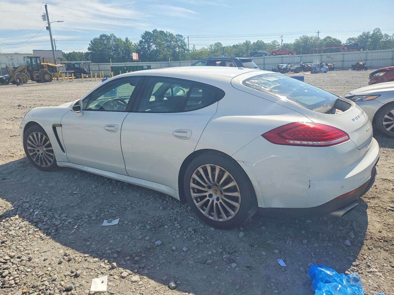 2016 PORSCHE PANAMERA Base (2WD), 4 (4WD)
