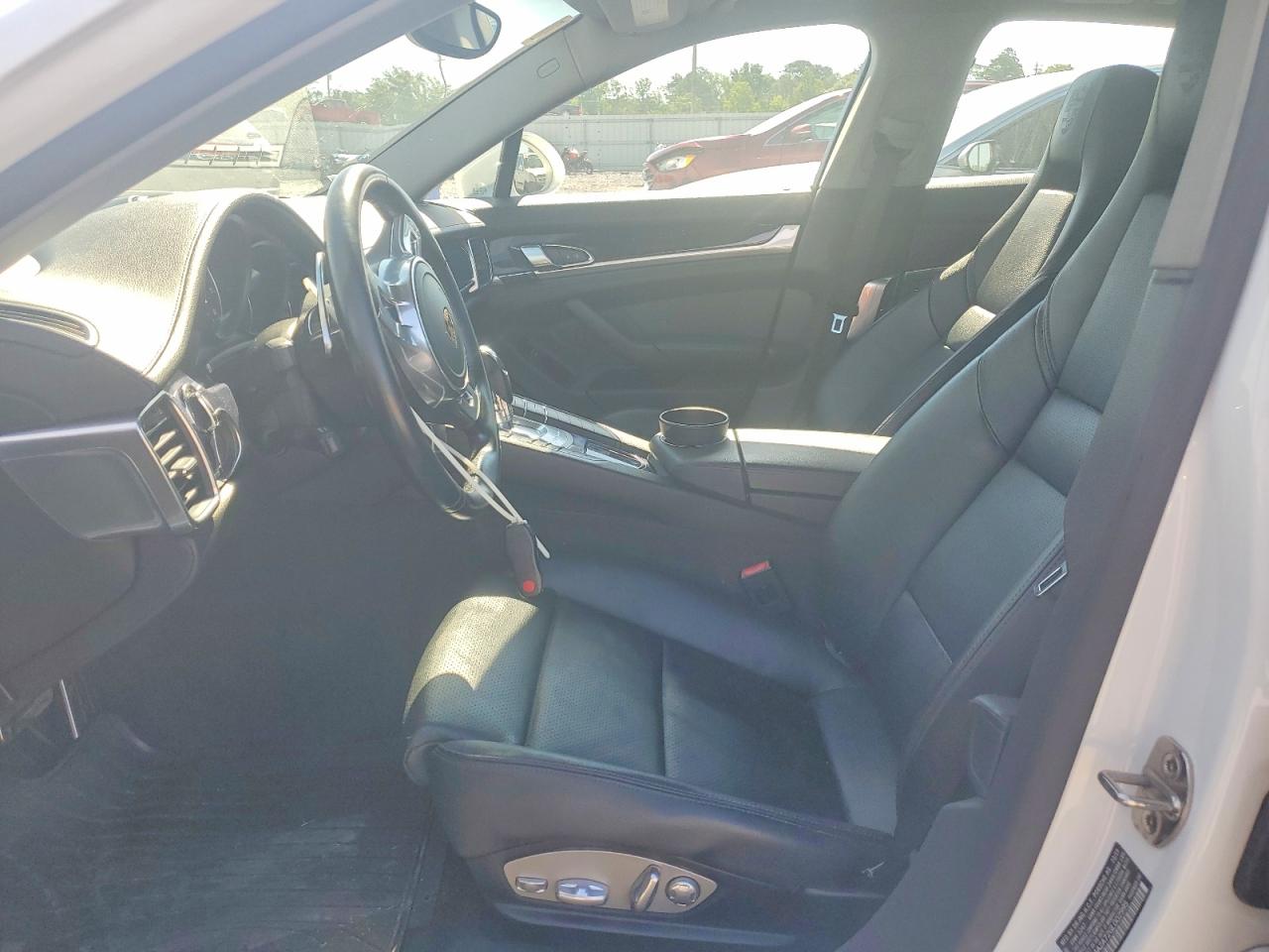 2016 PORSCHE PANAMERA Base (2WD), 4 (4WD)