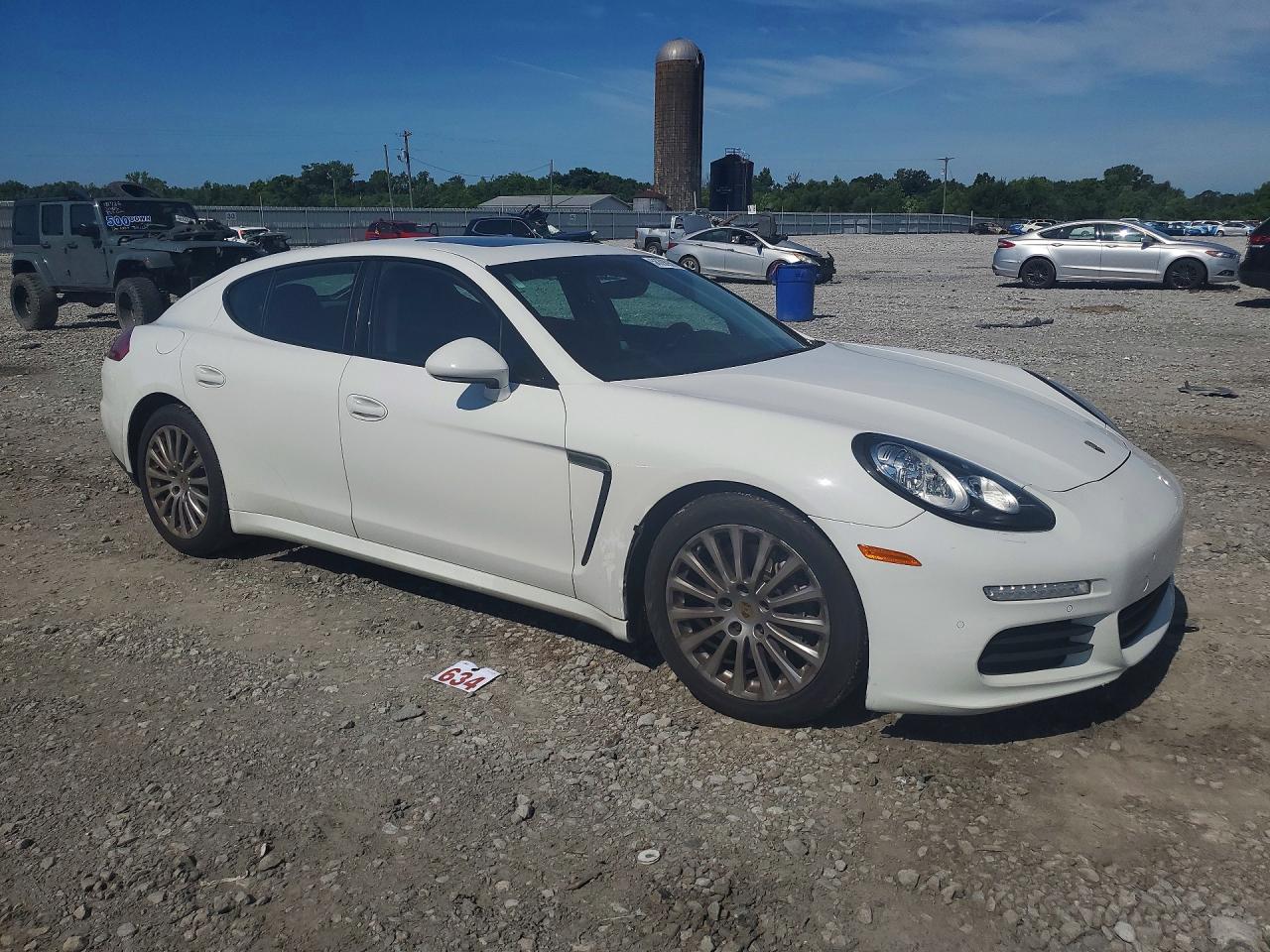 2016 PORSCHE PANAMERA Base (2WD), 4 (4WD)