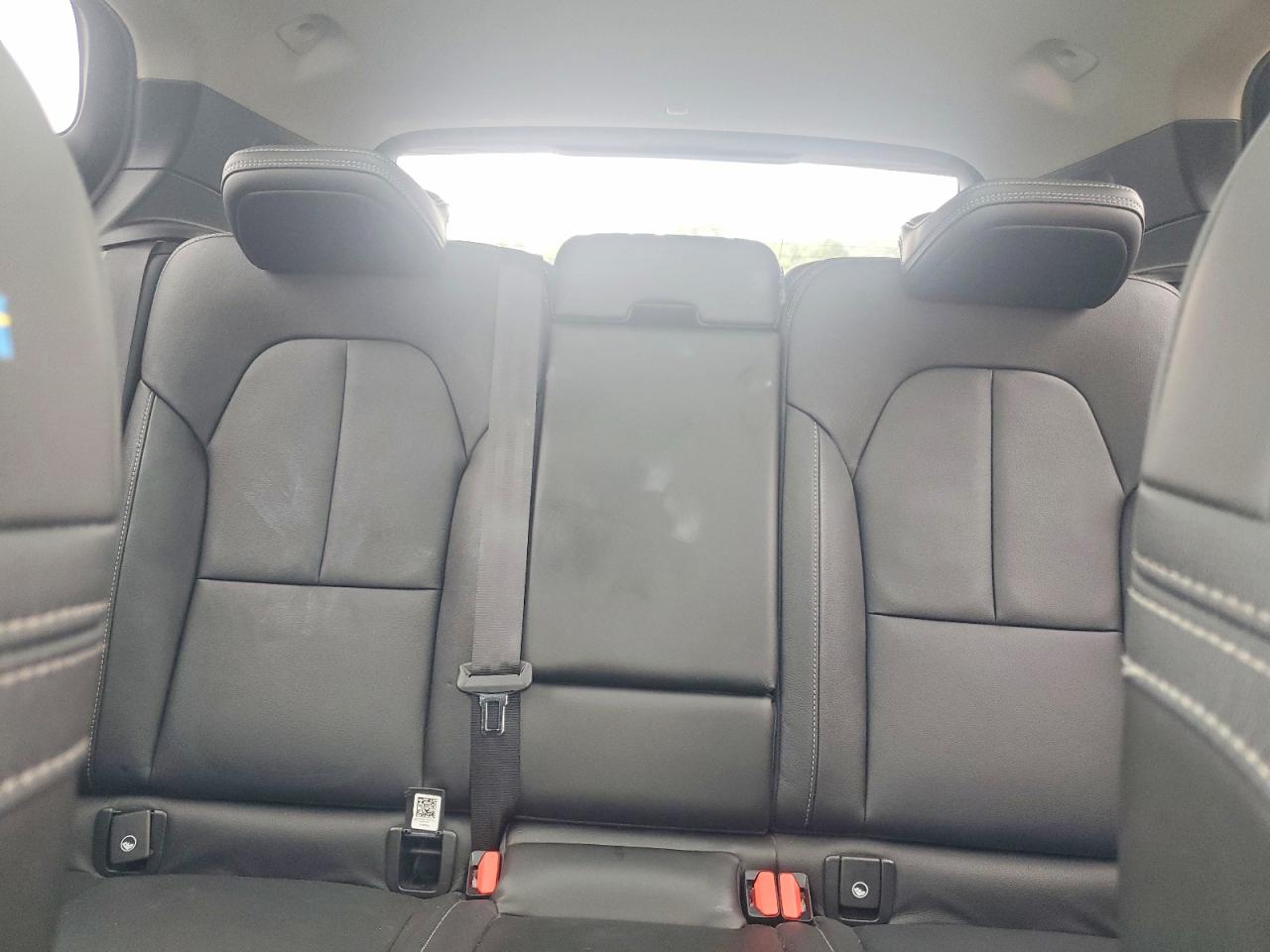 2019 VOLVO XC40 Momentum