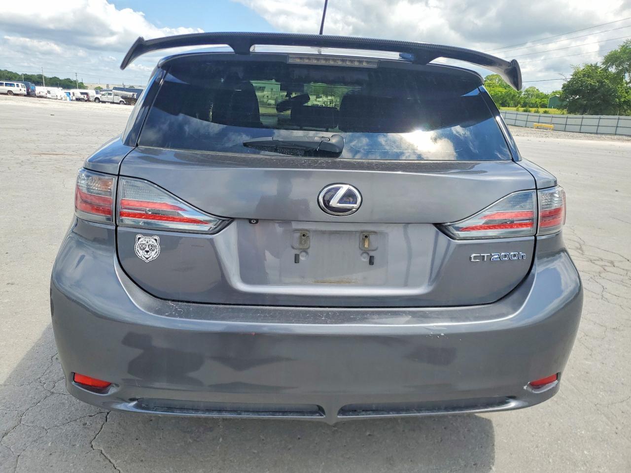 2013 LEXUS CT 200h