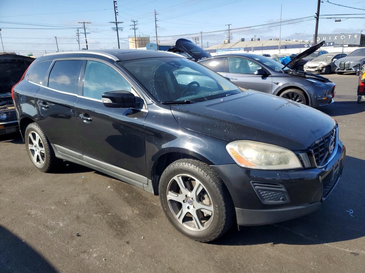 2013 VOLVO XC60