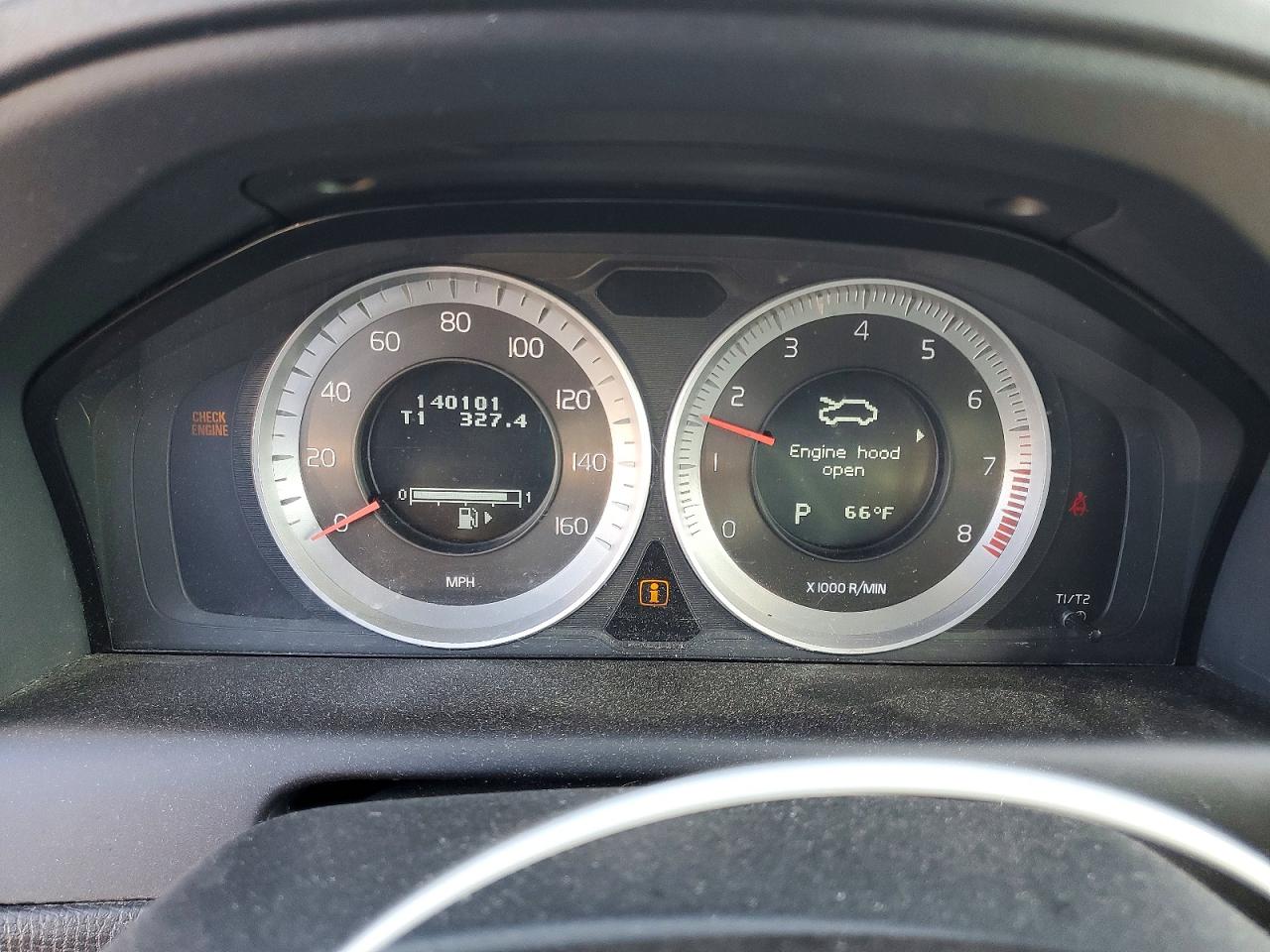2013 VOLVO XC60