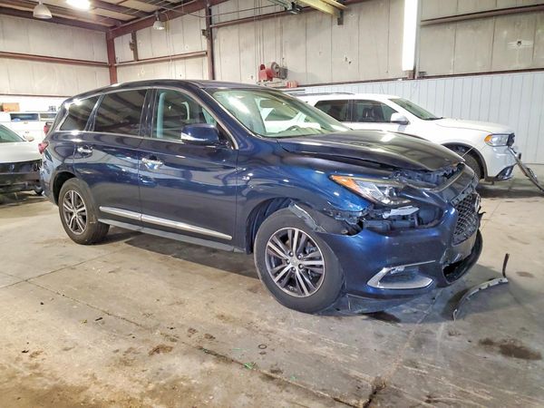 2017 INFINITI Q60
