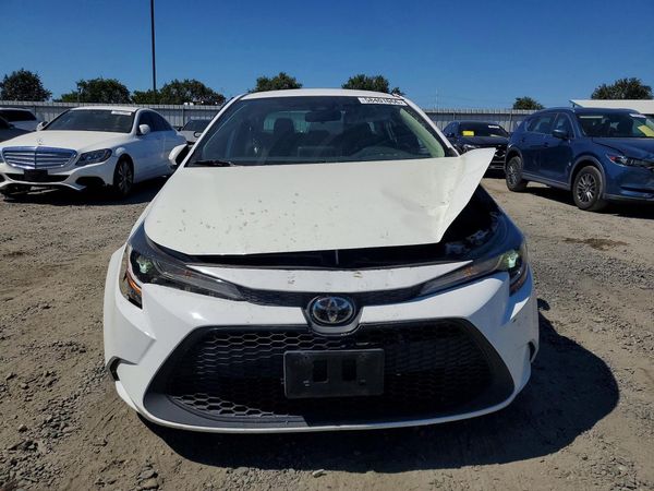 2021 TOYOTA COROLLA