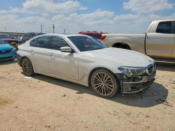 2018 BMW 530
