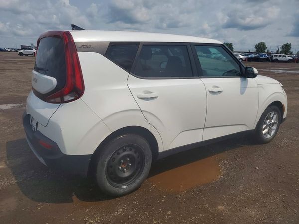 2022 KIA SOUL