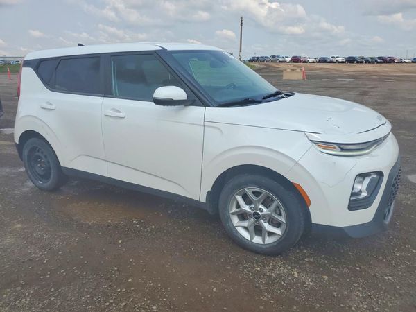 2022 KIA SOUL