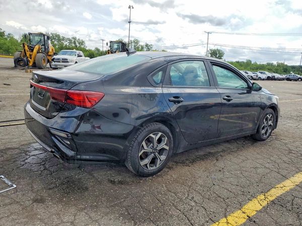 2021 KIA FORTE FE, LXS