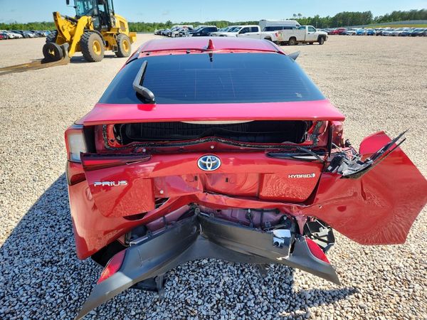 2021 TOYOTA PRIUS