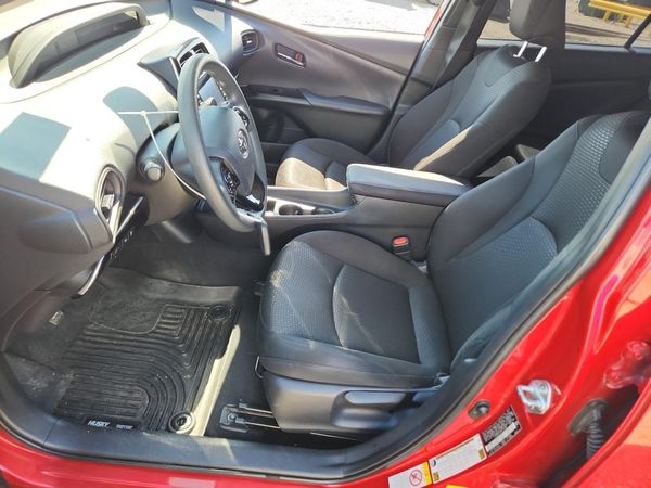 2021 TOYOTA PRIUS