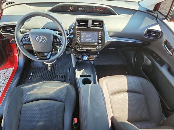 2021 TOYOTA PRIUS