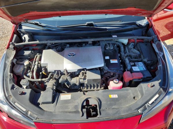 2021 TOYOTA PRIUS