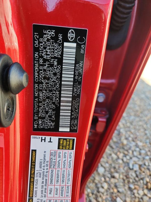 2021 TOYOTA PRIUS