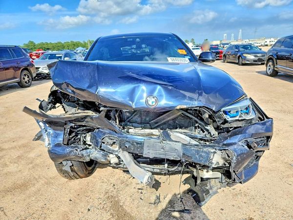 2022 BMW X6 xDrive40i