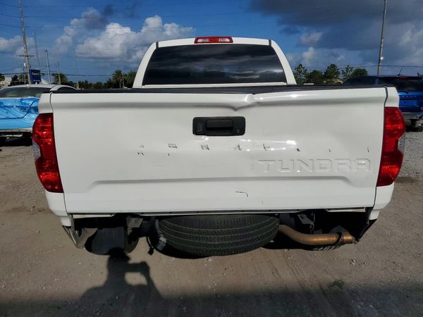 2018 TOYOTA TUNDRA SR/SR5