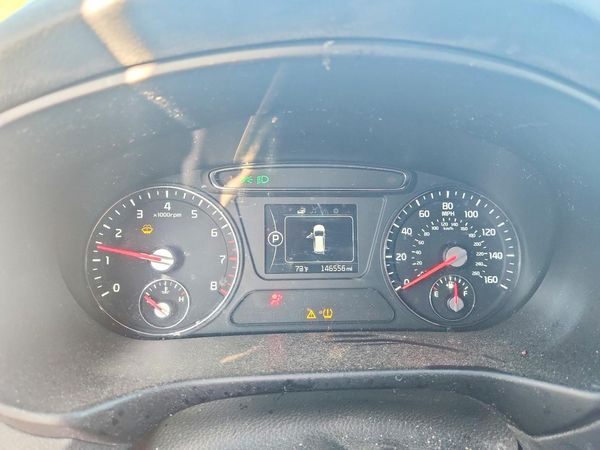 2017 KIA SORENTO L, LX
