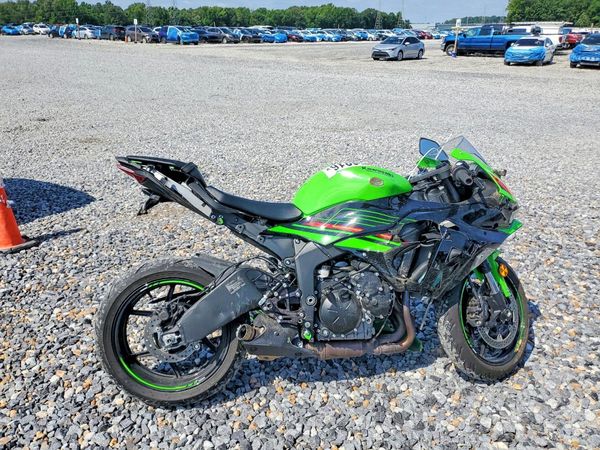 2024 KAWASAKI ZX636