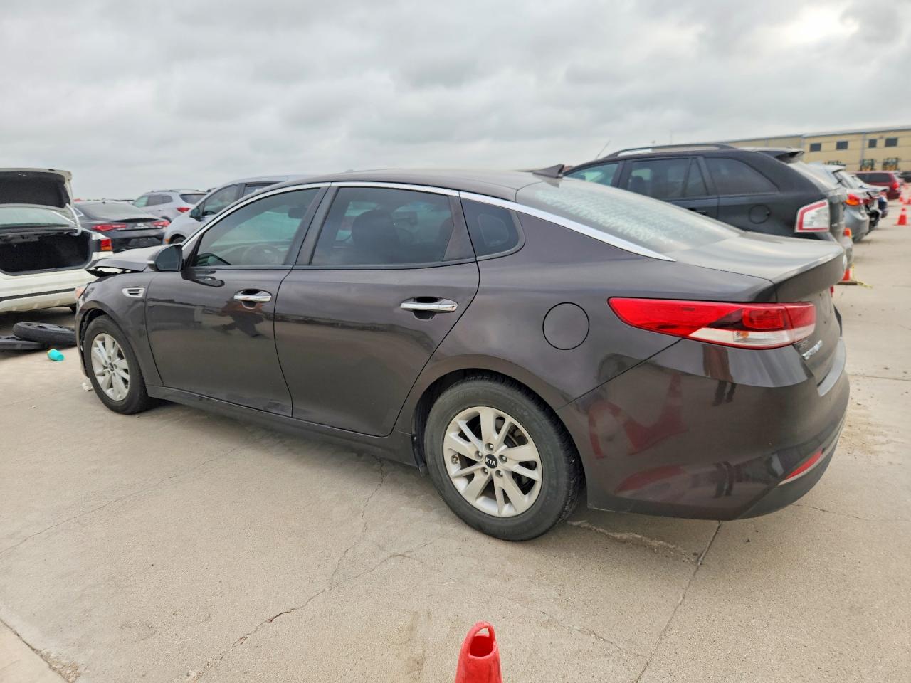 2018 KIA OPTIMA LX
