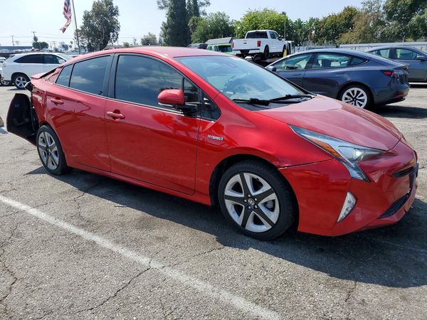 2017 TOYOTA PRIUS