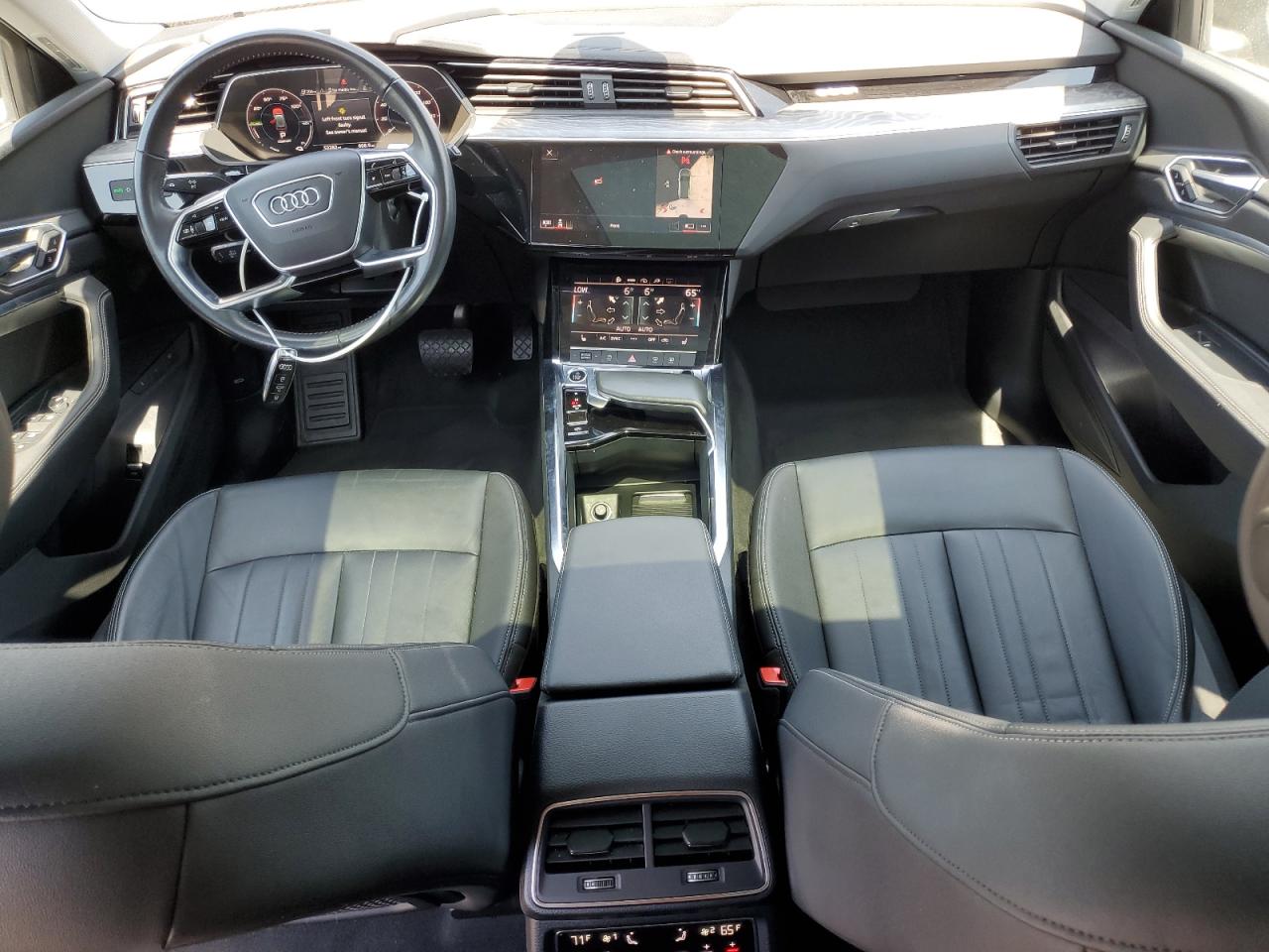 2021 AUDI E-TRON quattro Premium