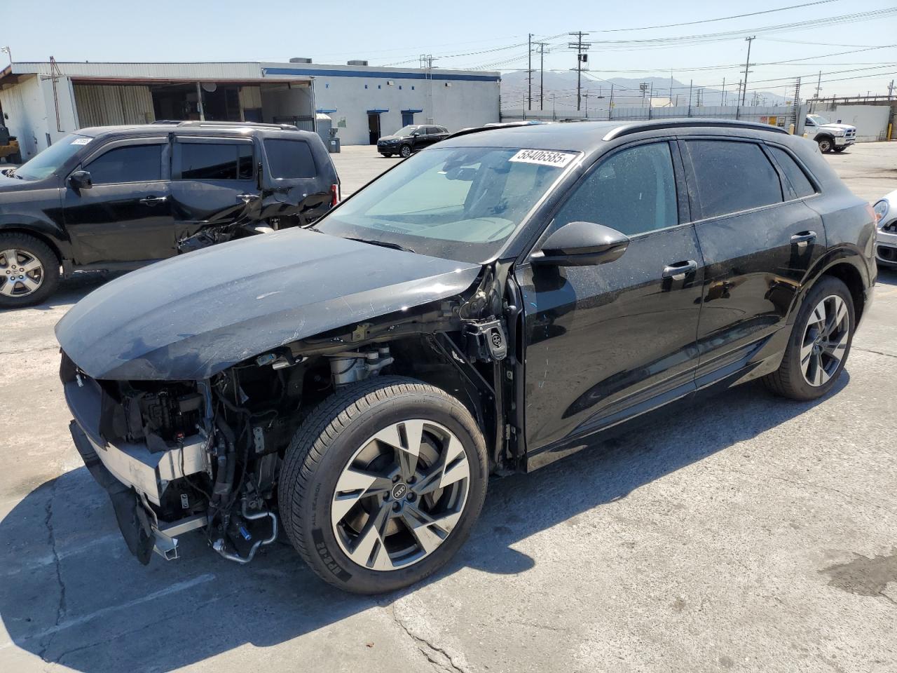 2021 AUDI E-TRON quattro Premium