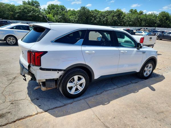 2021 KIA SORENTO LX