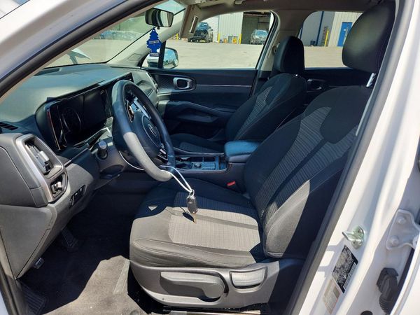 2021 KIA SORENTO LX