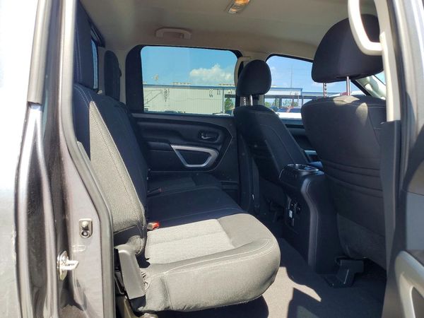 2018 NISSAN TITAN