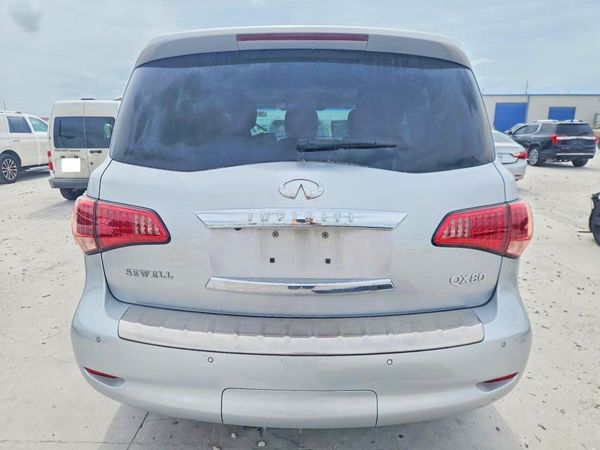 2015 INFINITI QX80