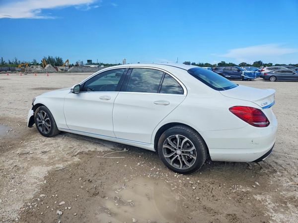 2016 MERCEDES-BENZ C
