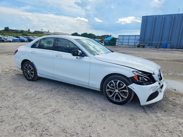 2016 MERCEDES-BENZ C