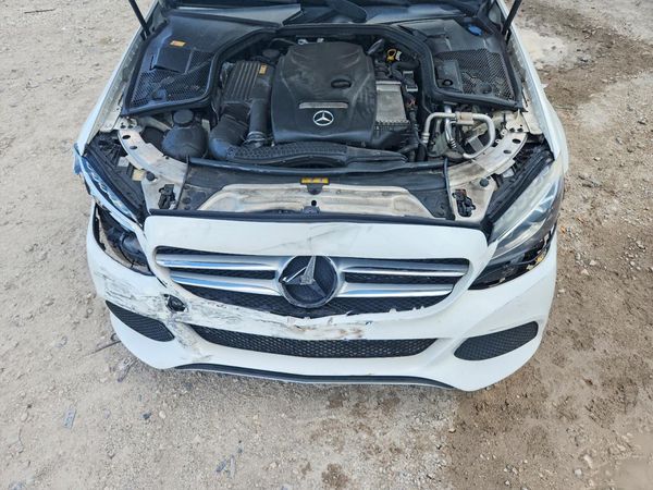 2016 MERCEDES-BENZ C