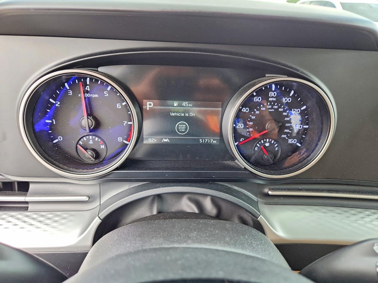2024 KIA CARNIVAL LX, LX Seat Package