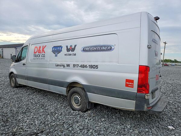 2021 MERCEDES-BENZ SPRINTER 907 (VS30)
