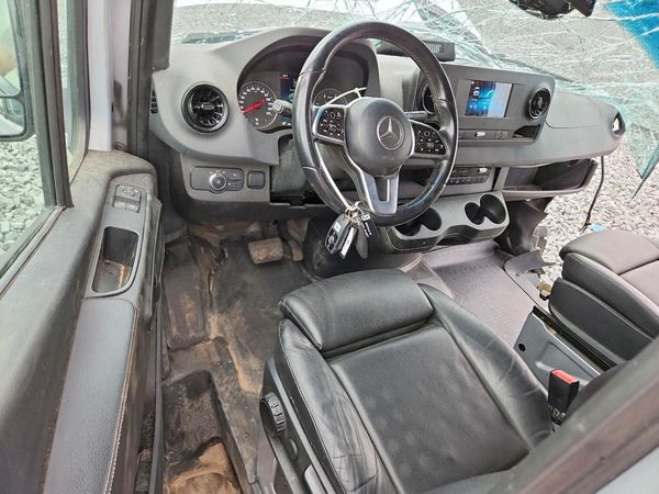 2021 MERCEDES-BENZ SPRINTER 907 (VS30)