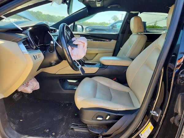 2018 CADILLAC XT5