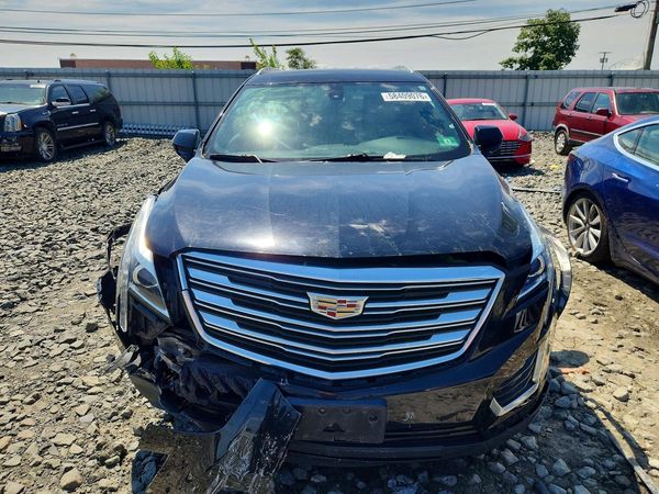 2018 CADILLAC XT5