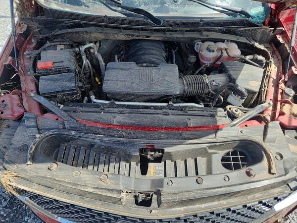 2024 CADILLAC ESCALADE Premium Luxury — Engine bay
