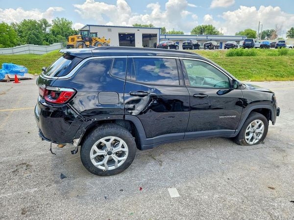 2025 JEEP COMPASS North, Latitude