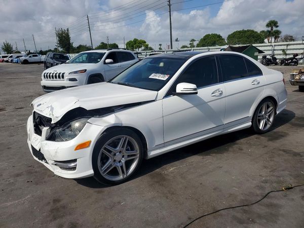 2014 MERCEDES-BENZ C C250
