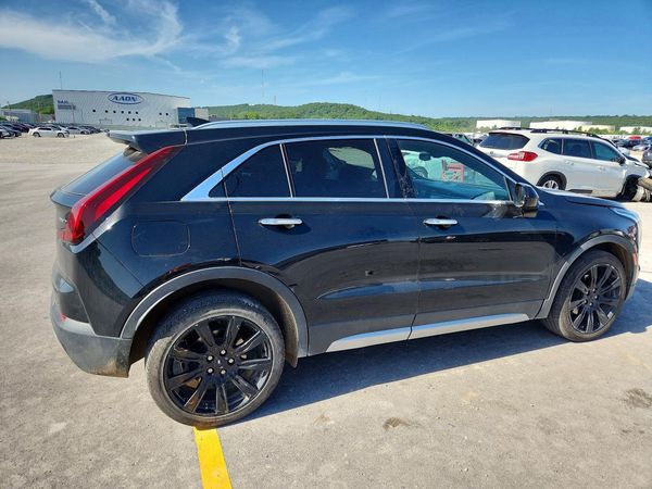 2020 CADILLAC XT4 Premium Luxury